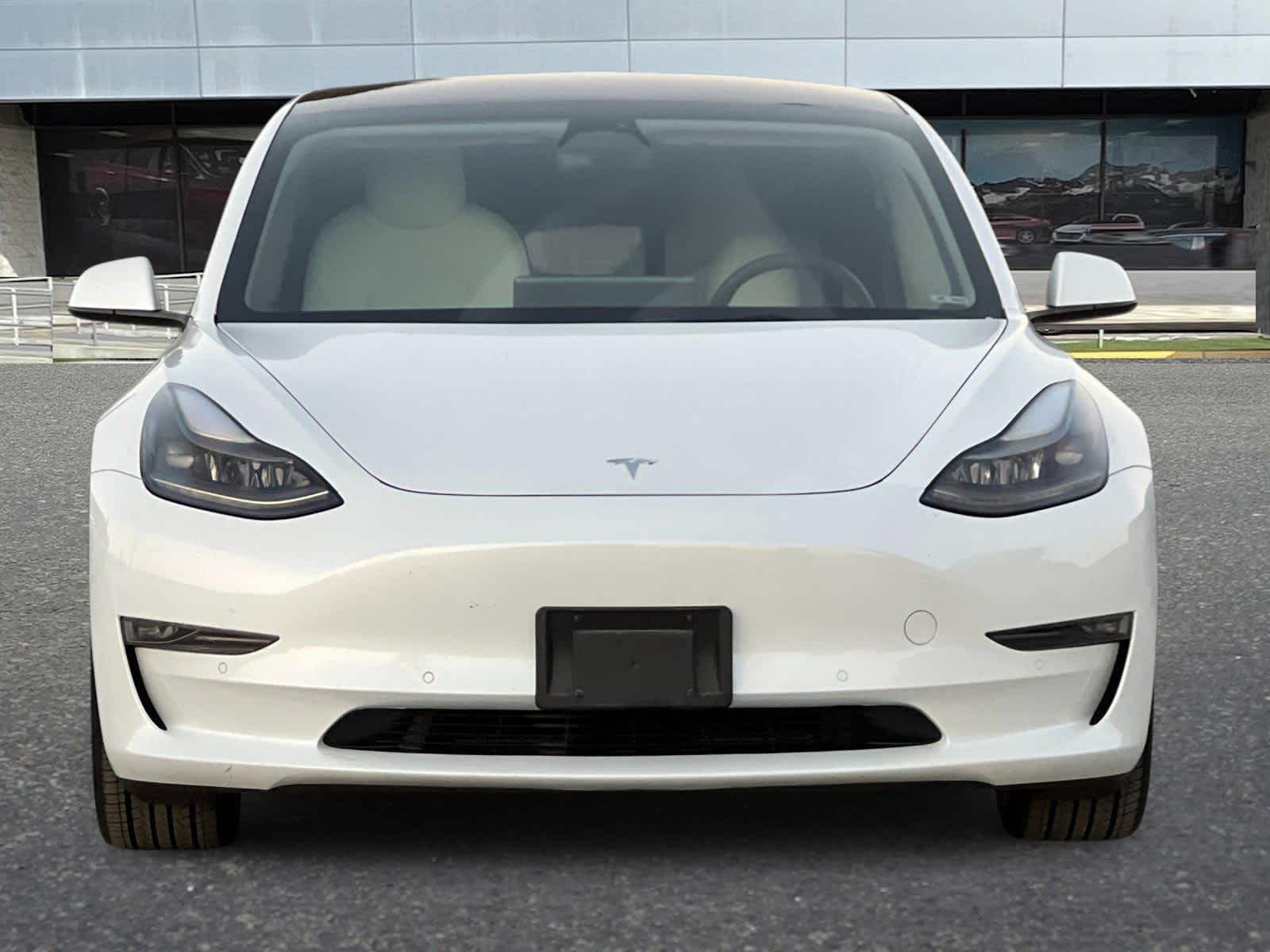 Thumbnail: 2022 Tesla Model 3 - 10