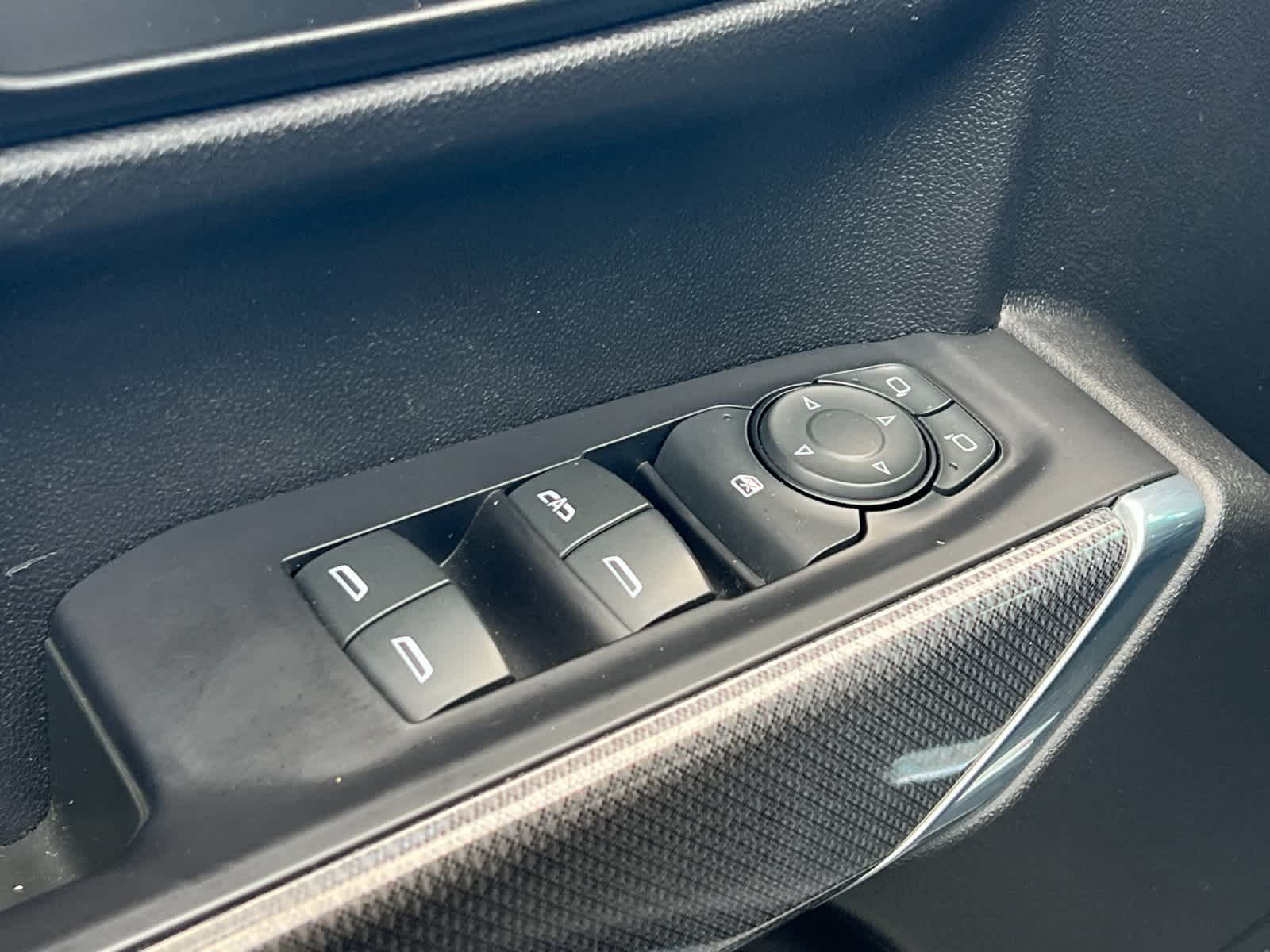 Thumbnail: 2021 Chevrolet Silverado 1500 - 13