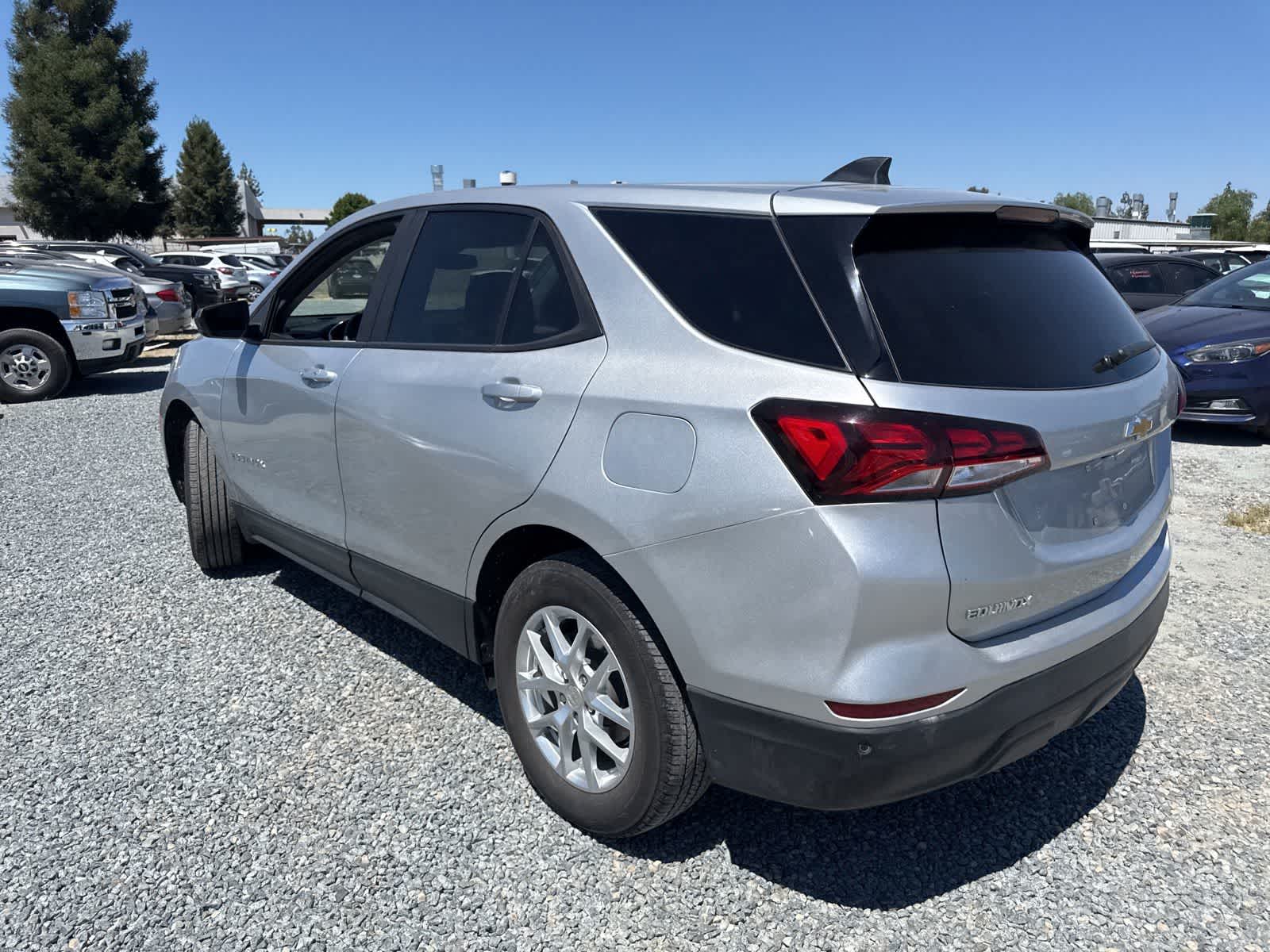 Thumbnail: 2022 Chevrolet Equinox - 7