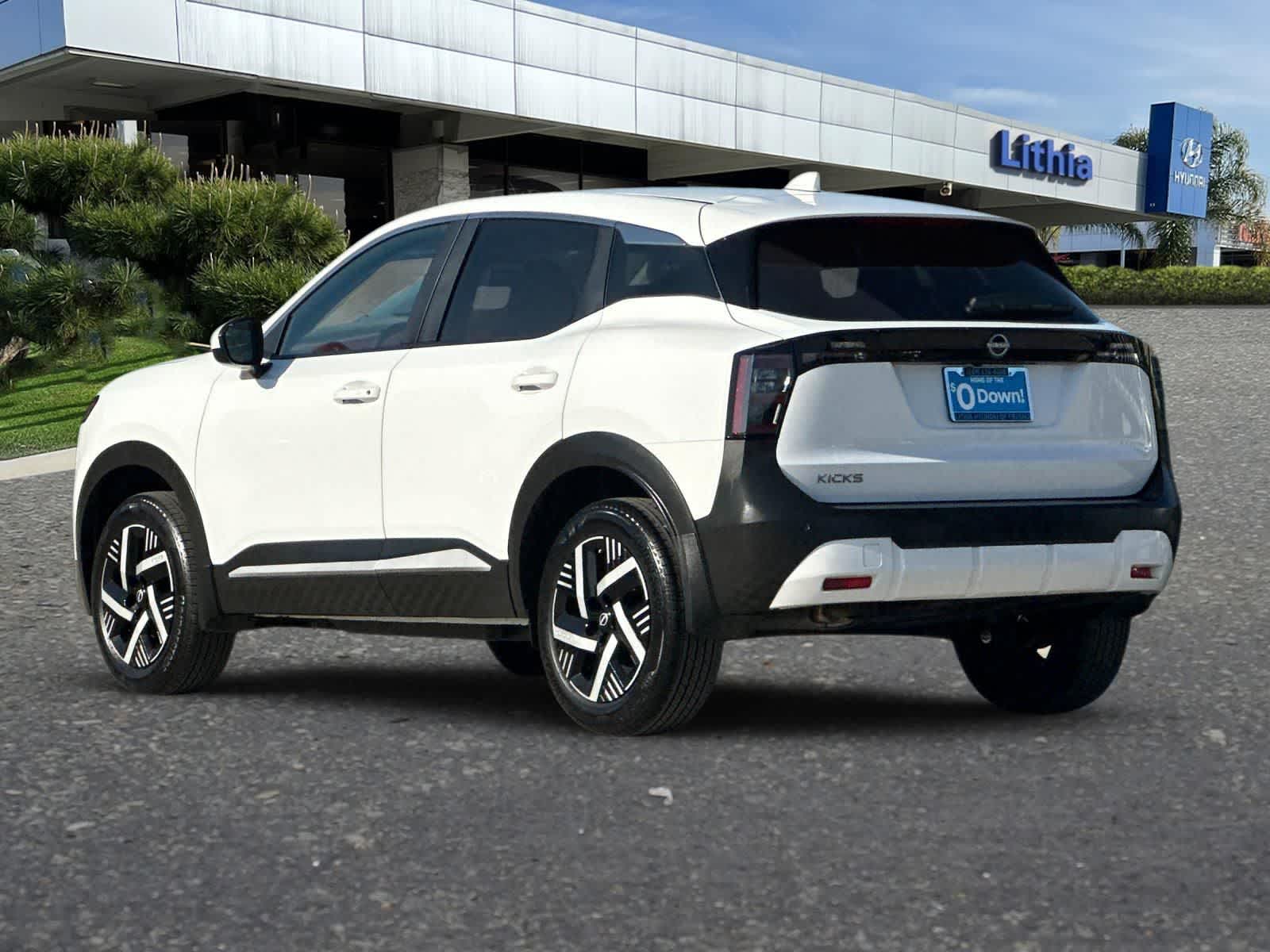Thumbnail: 2025 Nissan Kicks - 6
