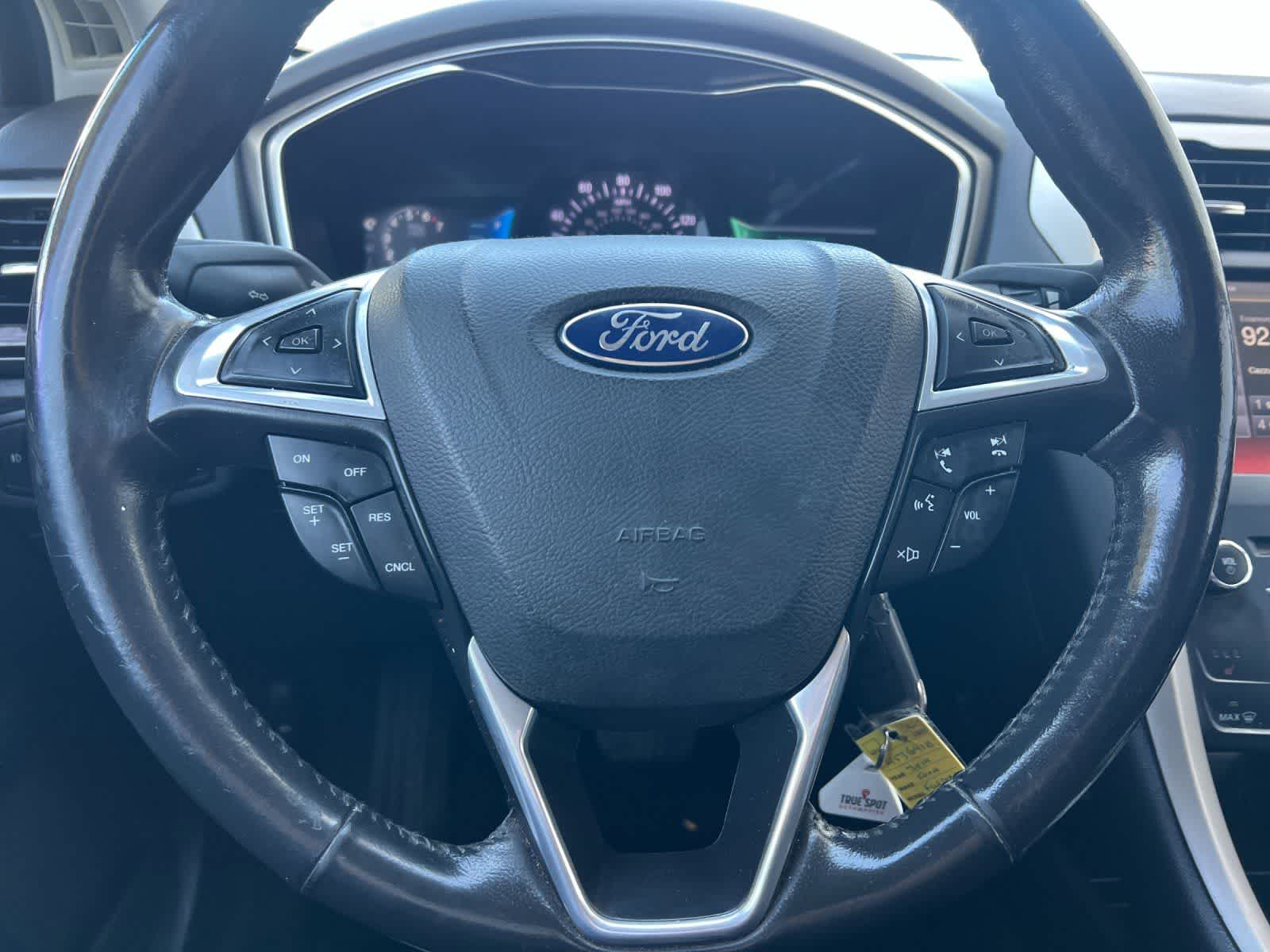 Thumbnail: 2014 Ford Fusion - 22