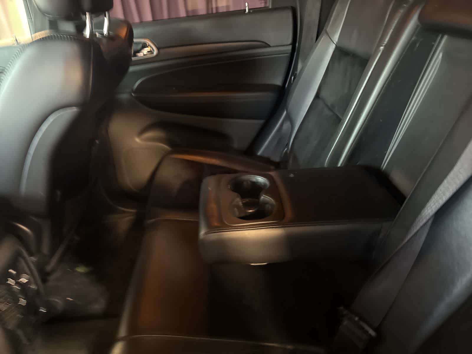 Thumbnail: 2015 Jeep Grand Cherokee - 17