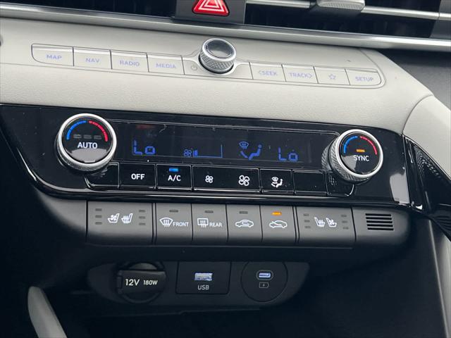 Thumbnail: 2025 Hyundai Elantra - 20
