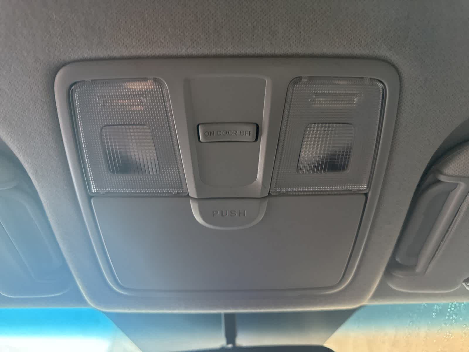 Thumbnail: 2013 Hyundai Elantra - 23