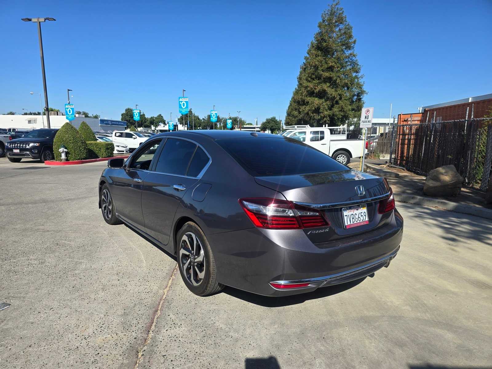 Thumbnail: 2017 Honda Accord - 10