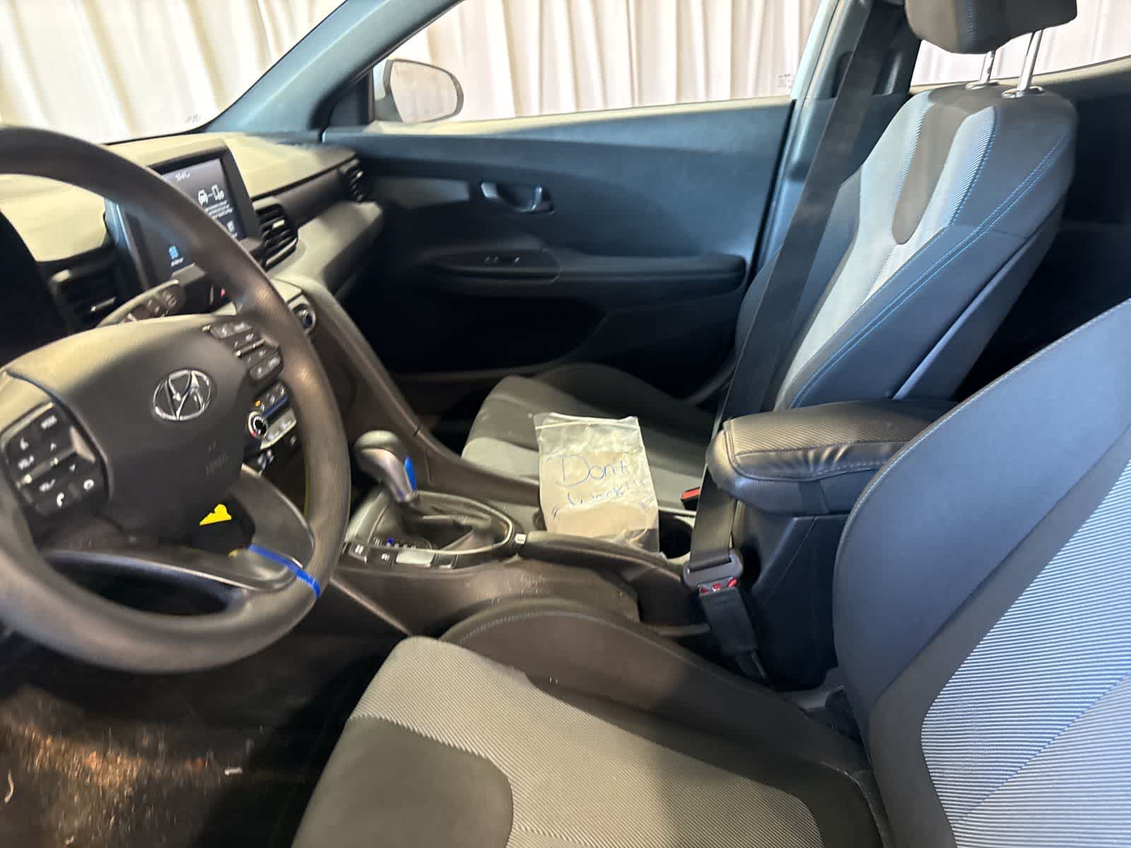 Thumbnail: 2019 Hyundai Veloster - 18