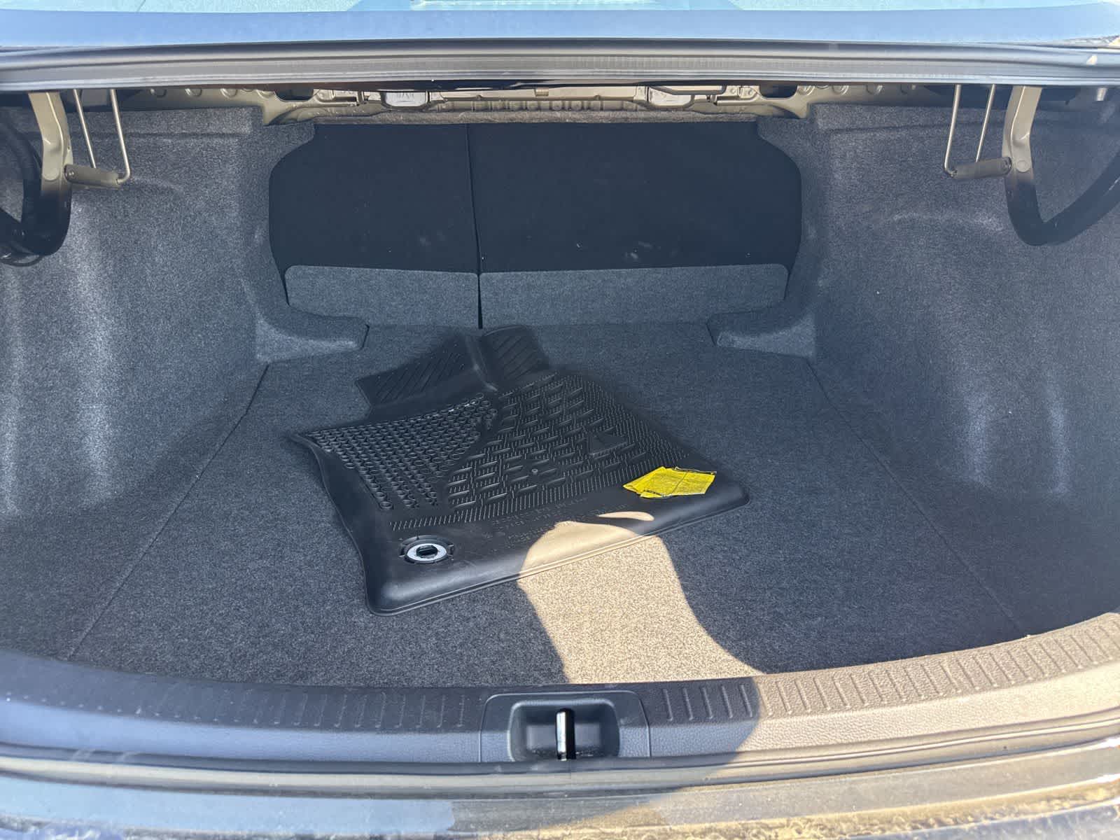 Thumbnail: 2025 Toyota Corolla - 12