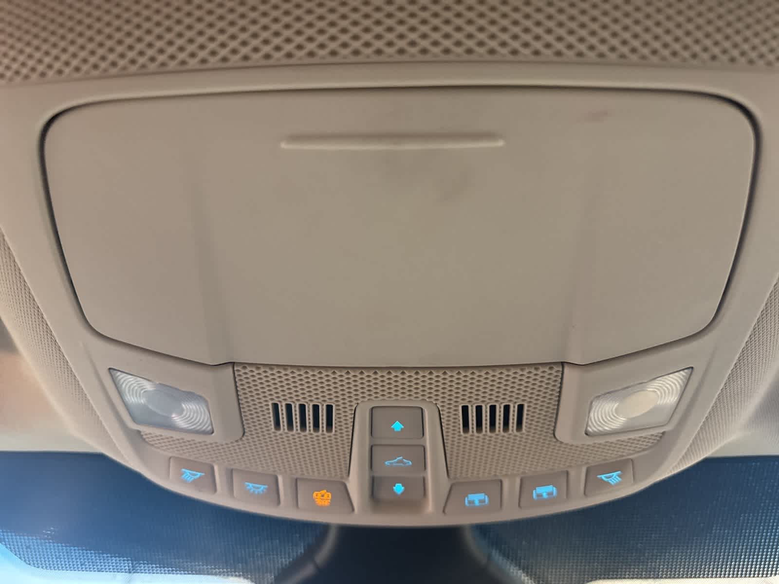 Thumbnail: 2020 Ford Edge - 26