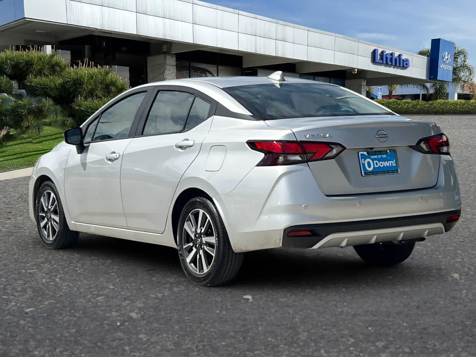 2025 Nissan Versa 1.6 SV photo 6