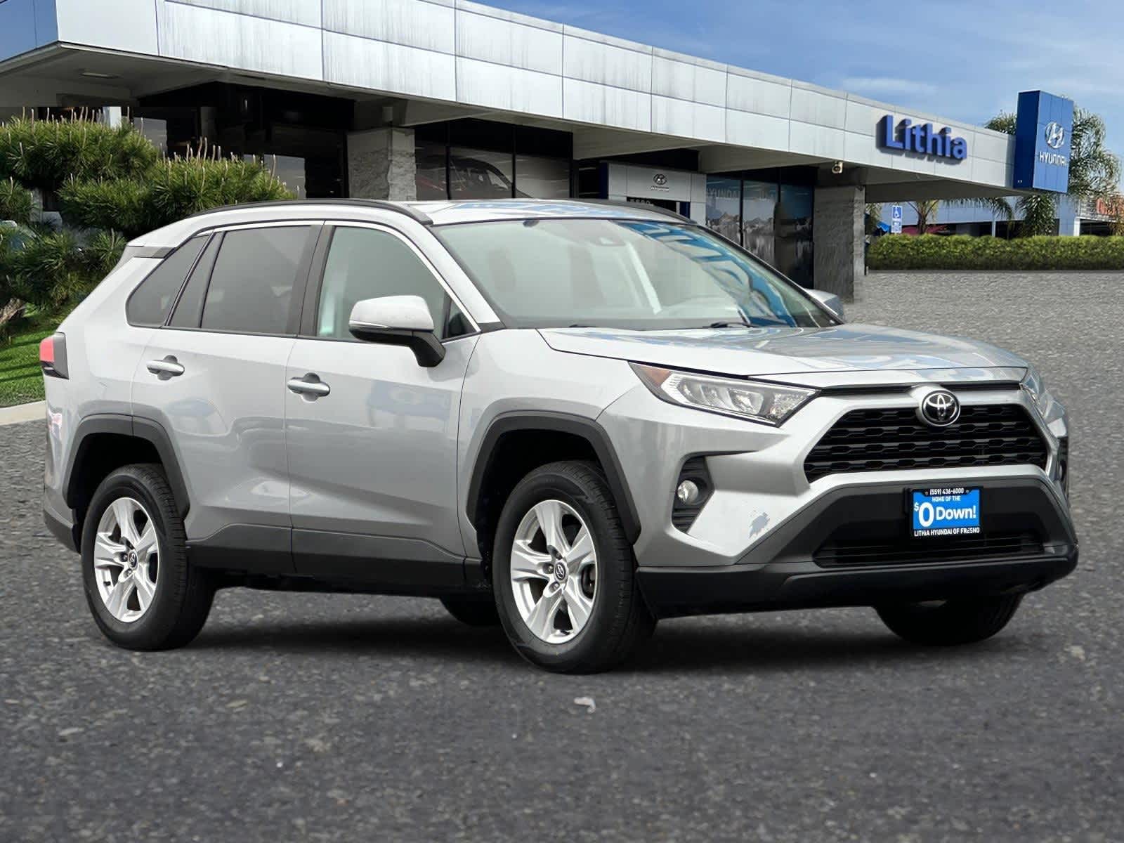 Thumbnail: 2020 Toyota RAV4 - 9