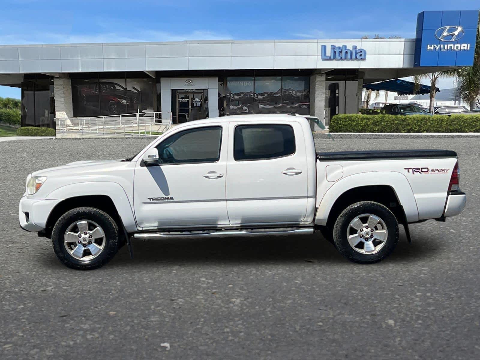 Thumbnail: 2014 Toyota Tacoma - 5