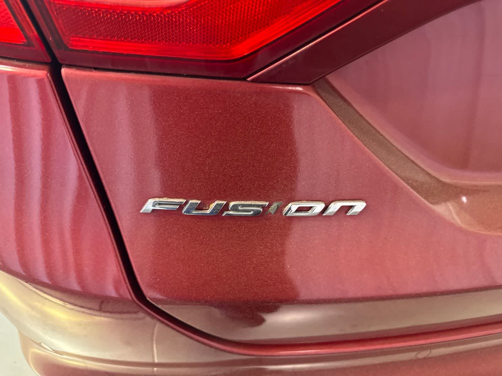 Thumbnail: 2013 Ford Fusion - 13