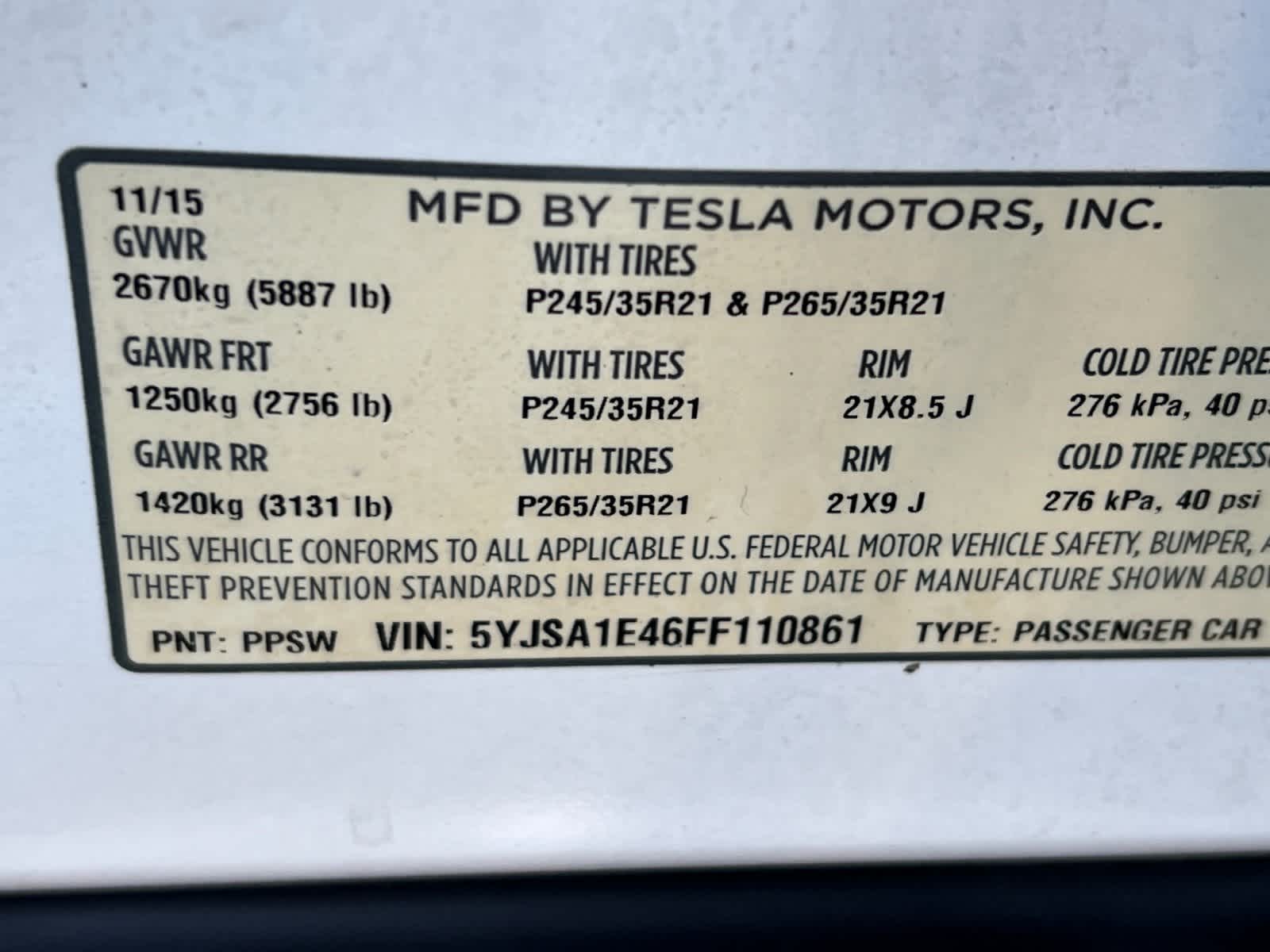 Thumbnail: 2015 Tesla Model S - 29
