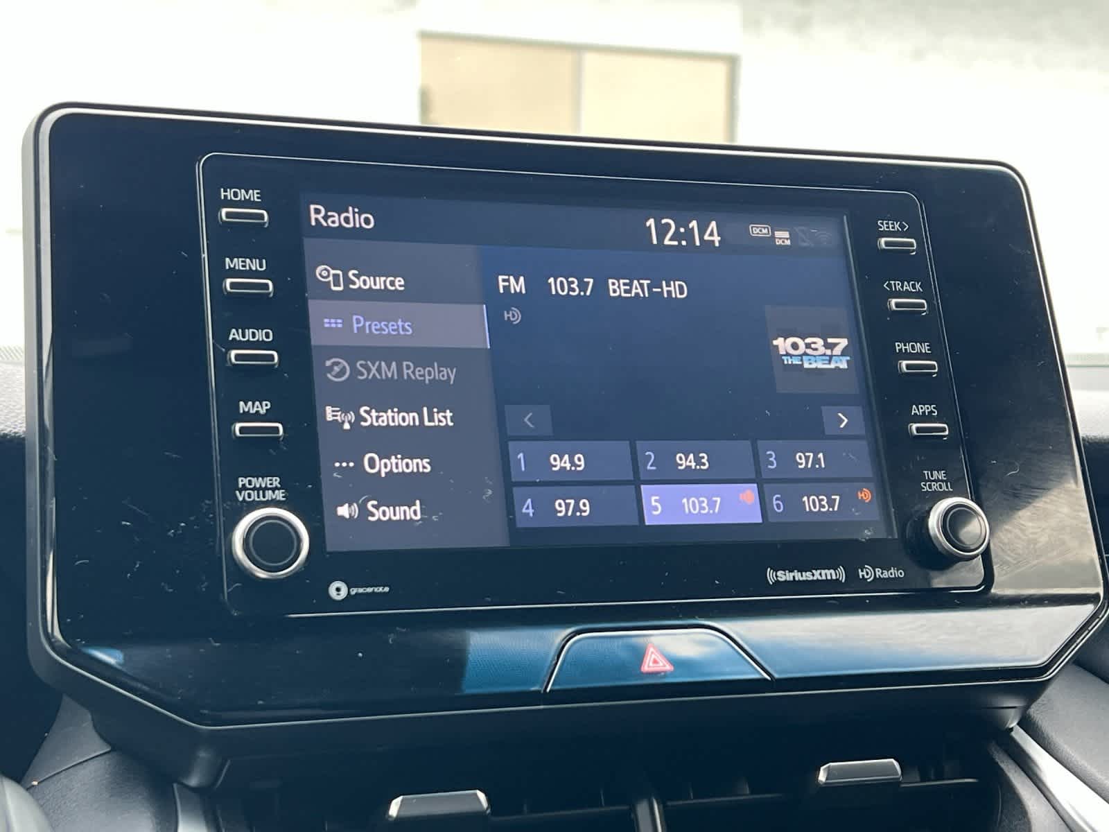 Thumbnail: 2022 Toyota Venza - 19