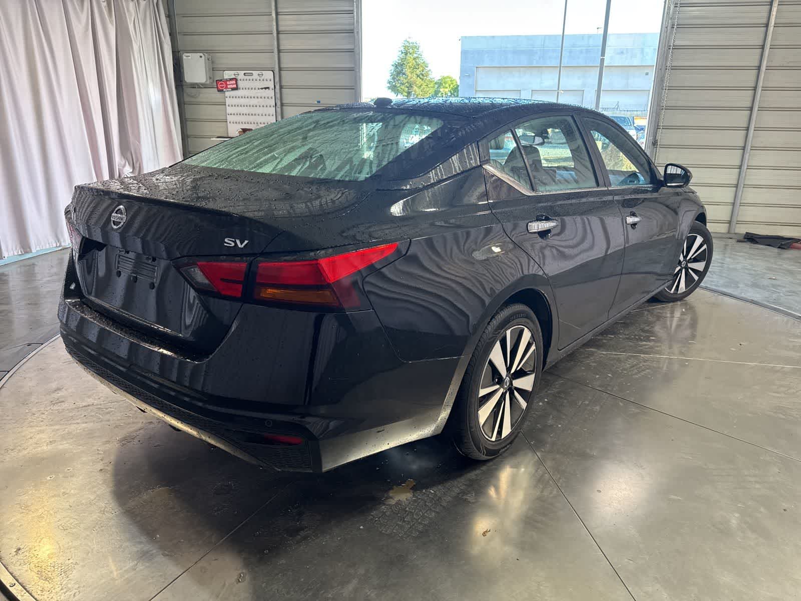 2022 Nissan Altima 2.5 SV photo 4