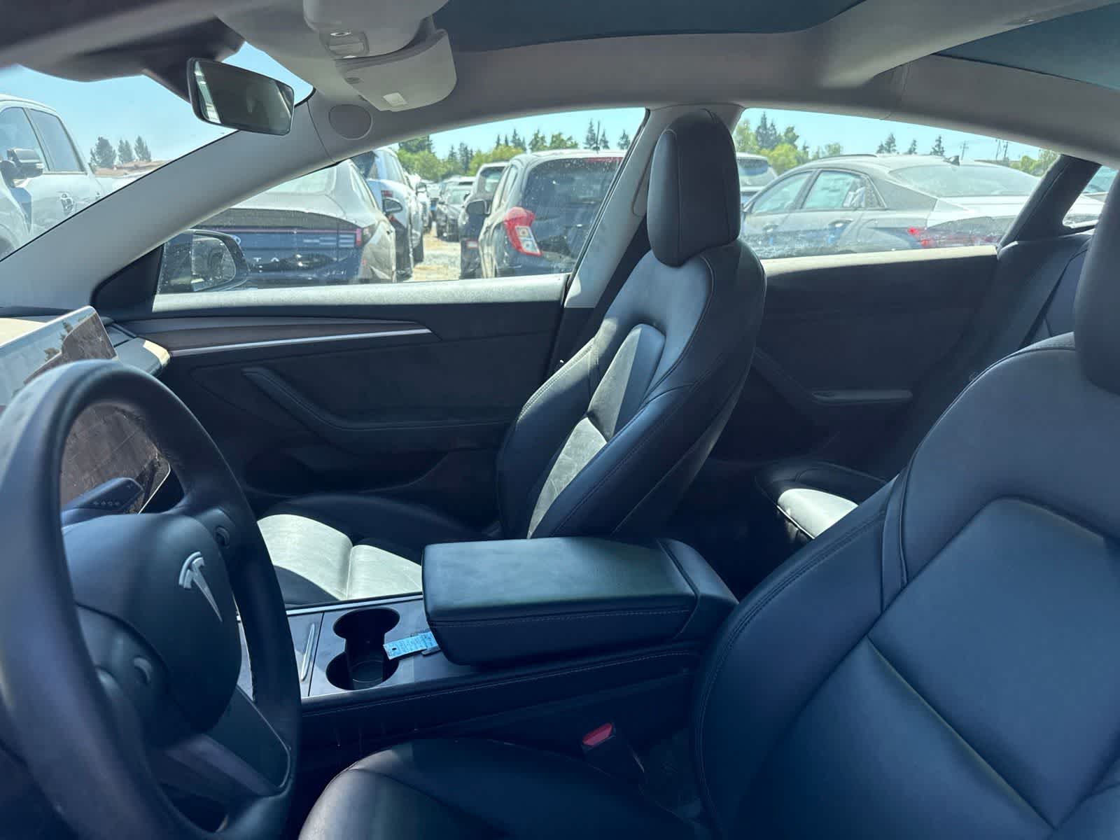 Thumbnail: 2021 Tesla Model 3 - 17