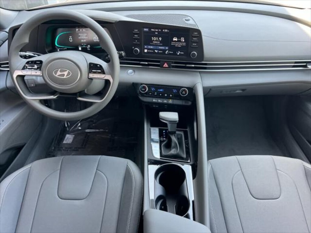 New 2025 Hyundai Elantra Hybrid Blue Sedan