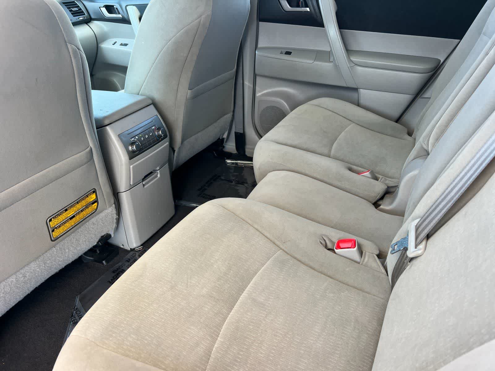 Thumbnail: 2013 Toyota Highlander - 5