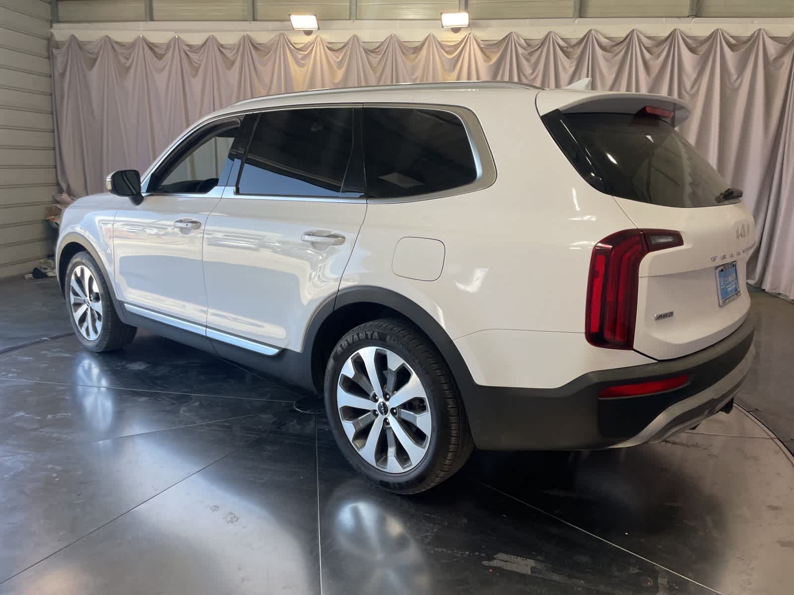 Thumbnail: 2022 Kia Telluride - 7