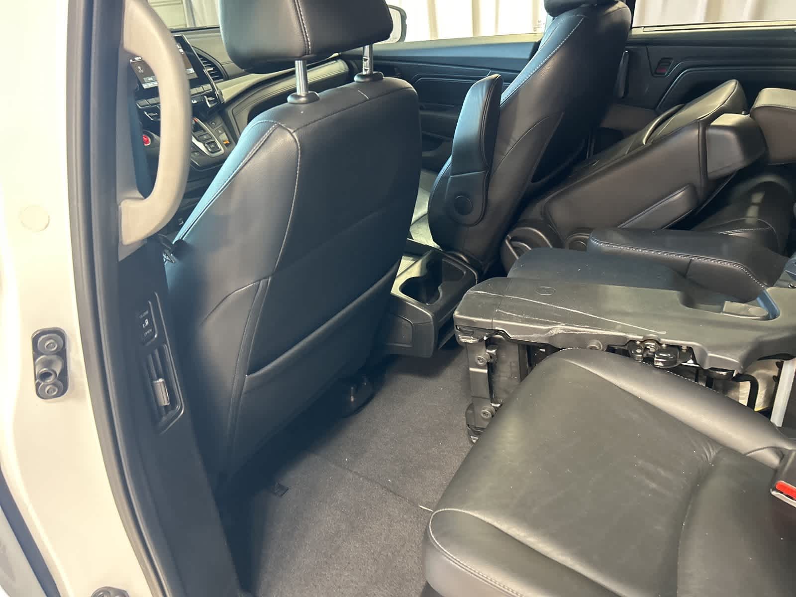 Thumbnail: 2021 Honda Odyssey - 17