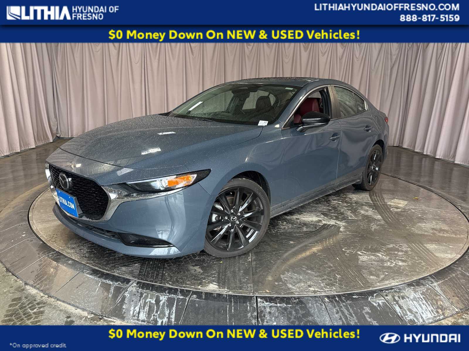 2024 Mazda Mazda3 Carbon Edition's photo