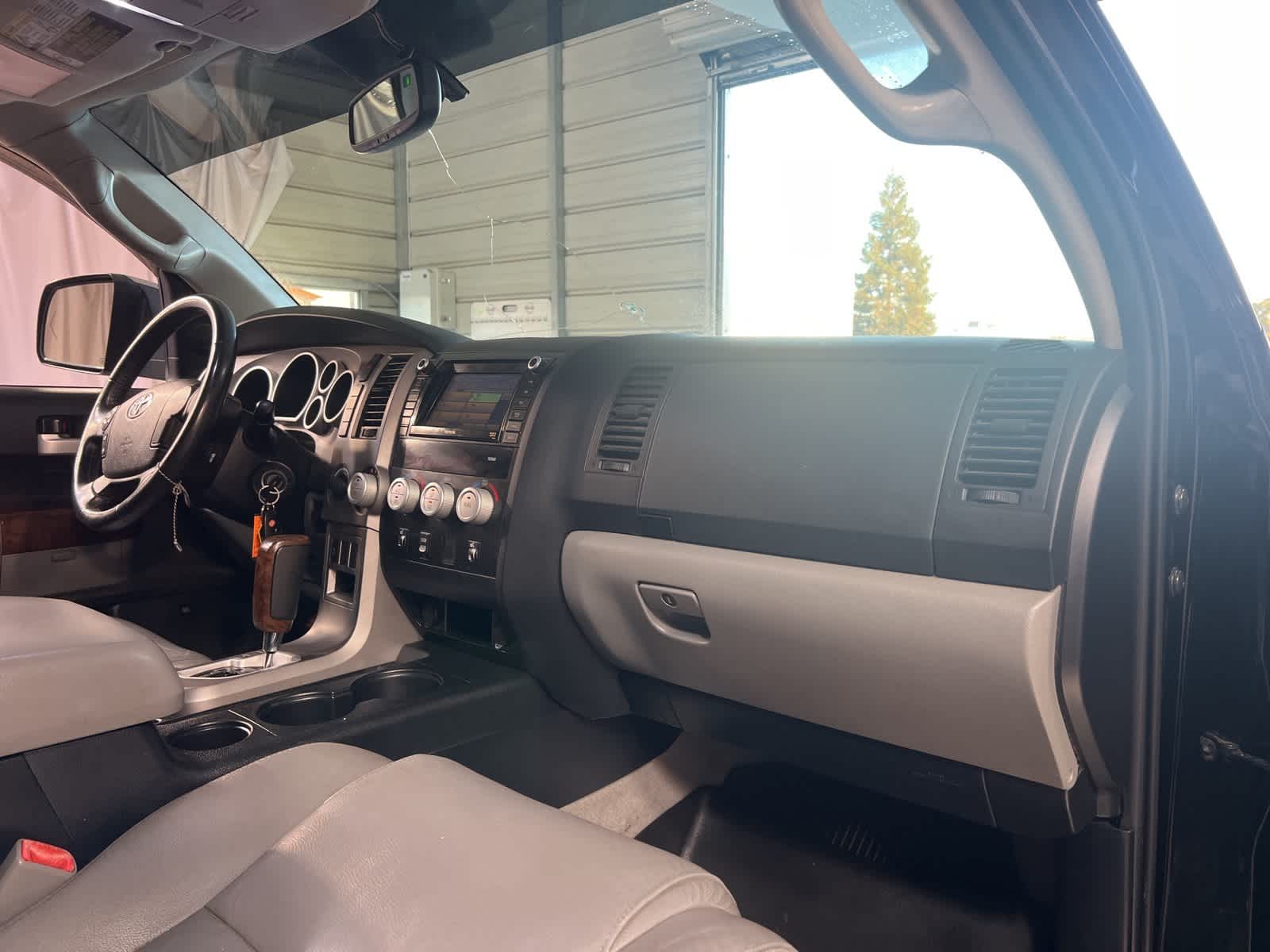 Thumbnail: 2011 Toyota Tundra - 19