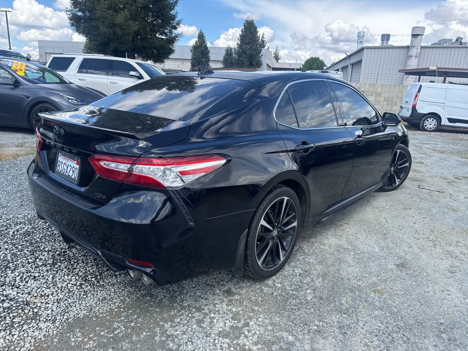 2020 Toyota Camry XSE photo 4