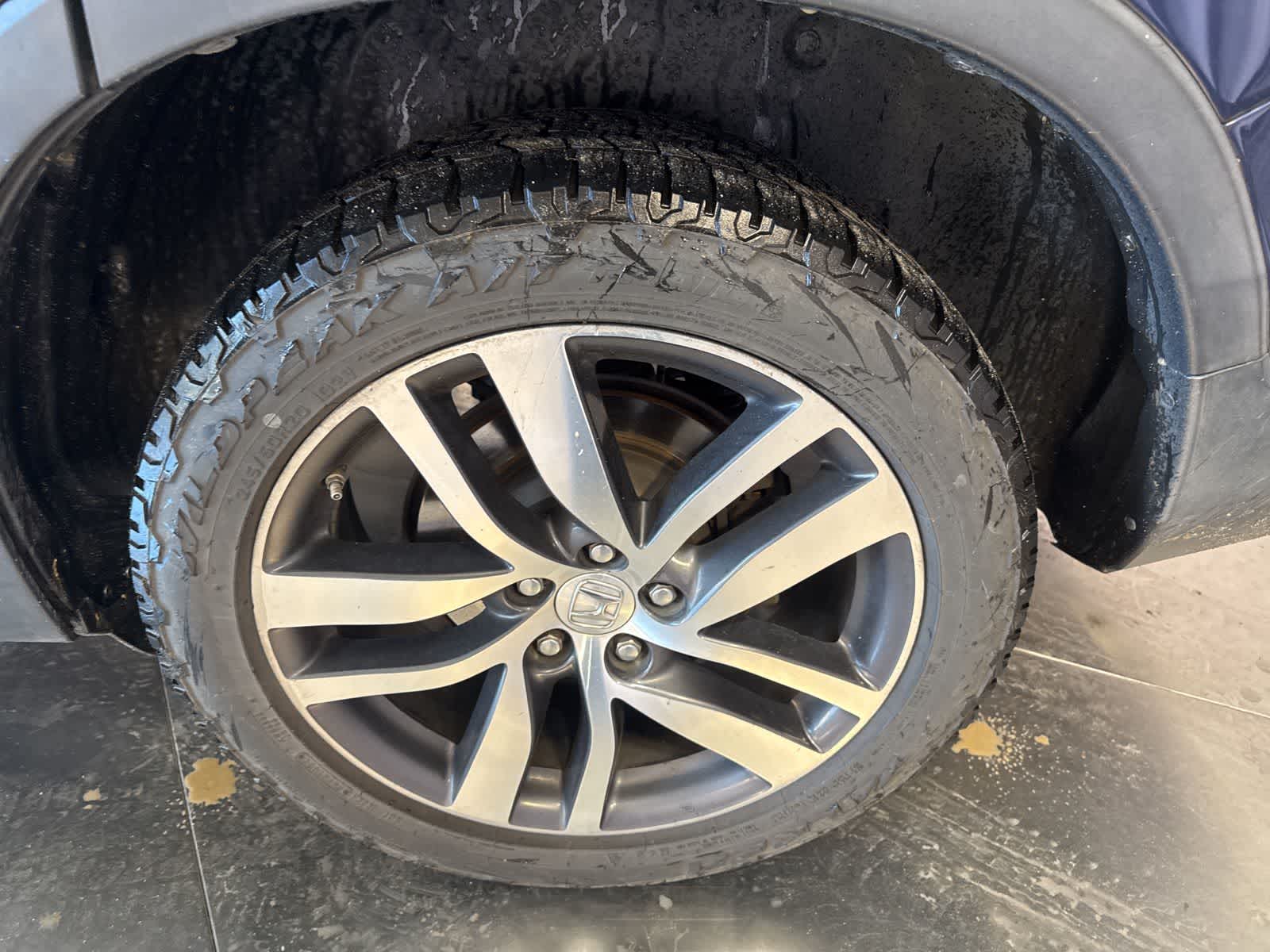 Thumbnail: 2017 Honda Pilot - 10