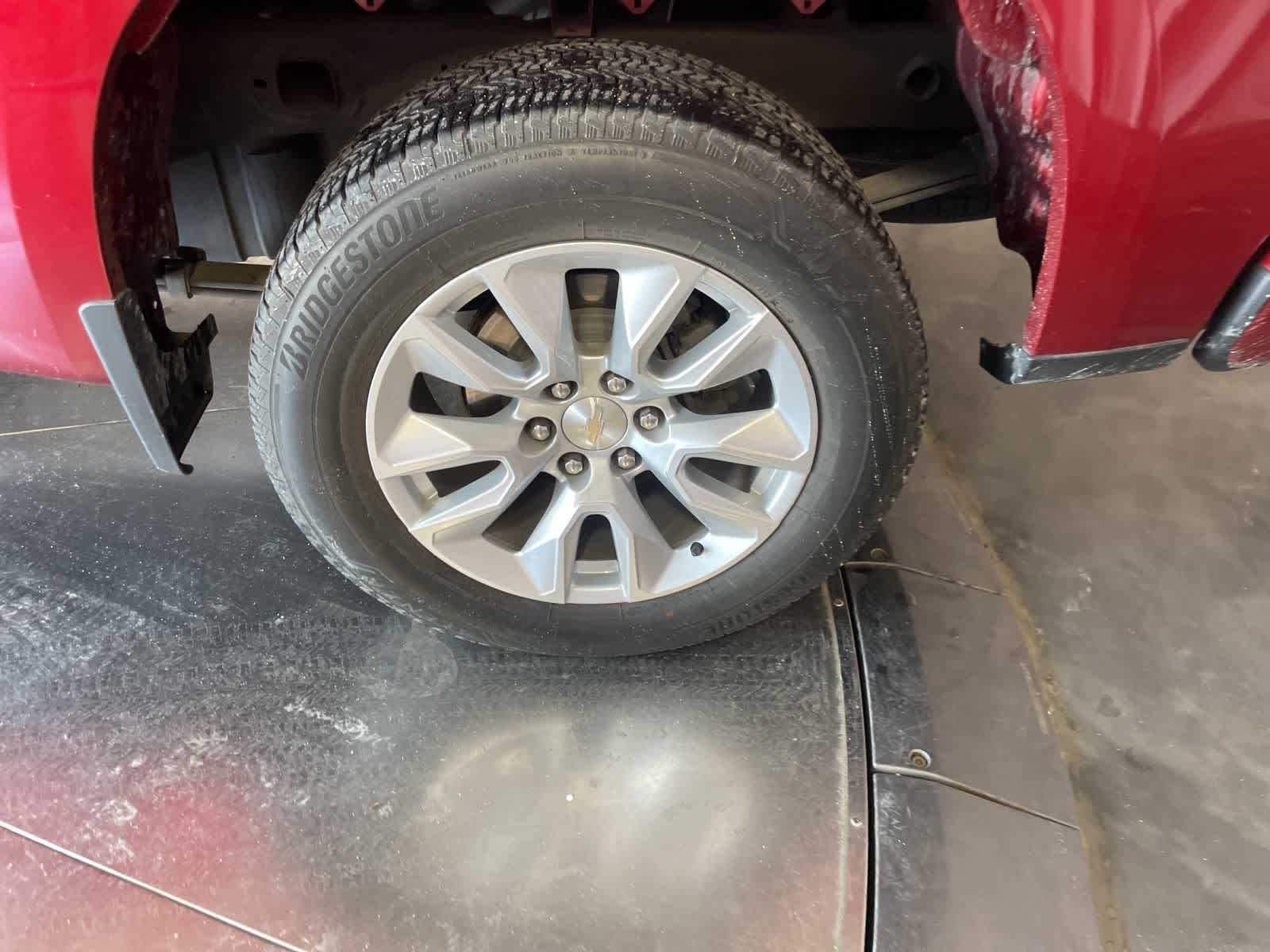 2022 Chevrolet Silverado 1500 LTD Custom photo 5