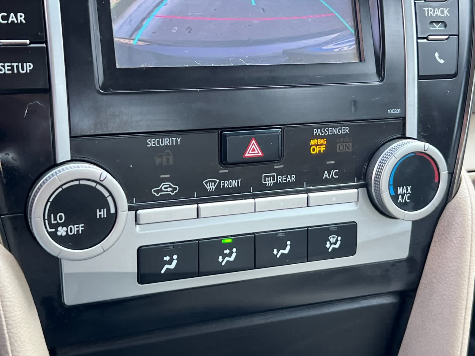 Thumbnail: 2014 Toyota Camry - 20