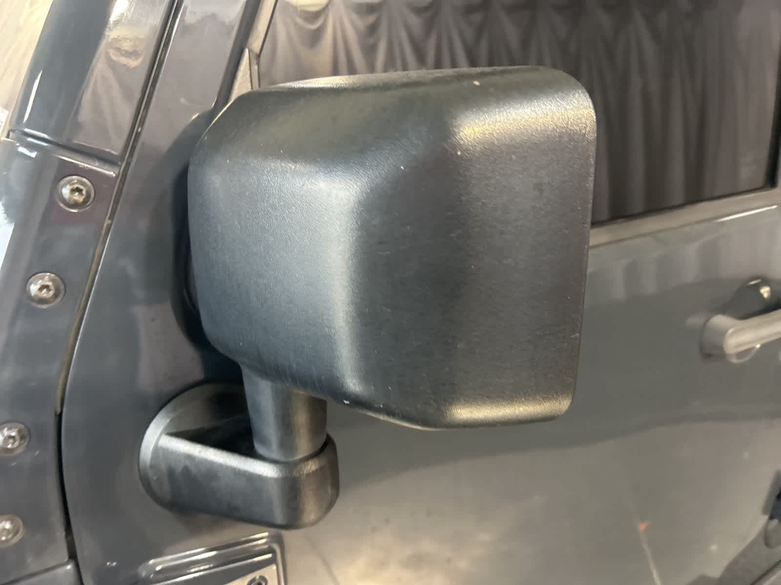 Thumbnail: 2016 Jeep Wrangler - 15