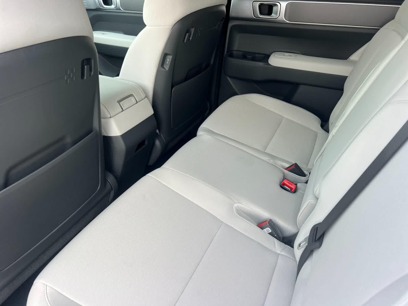 Thumbnail: 2026 Hyundai Santa Fe - 4