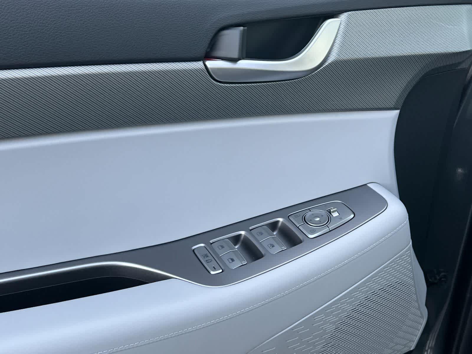 Thumbnail: 2025 Hyundai Palisade - 12