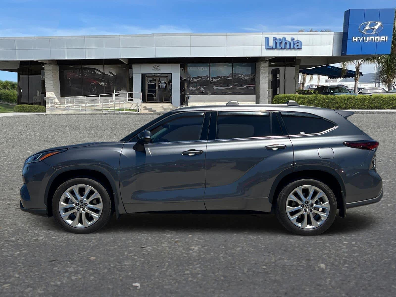 Thumbnail: 2024 Toyota Highlander - 5