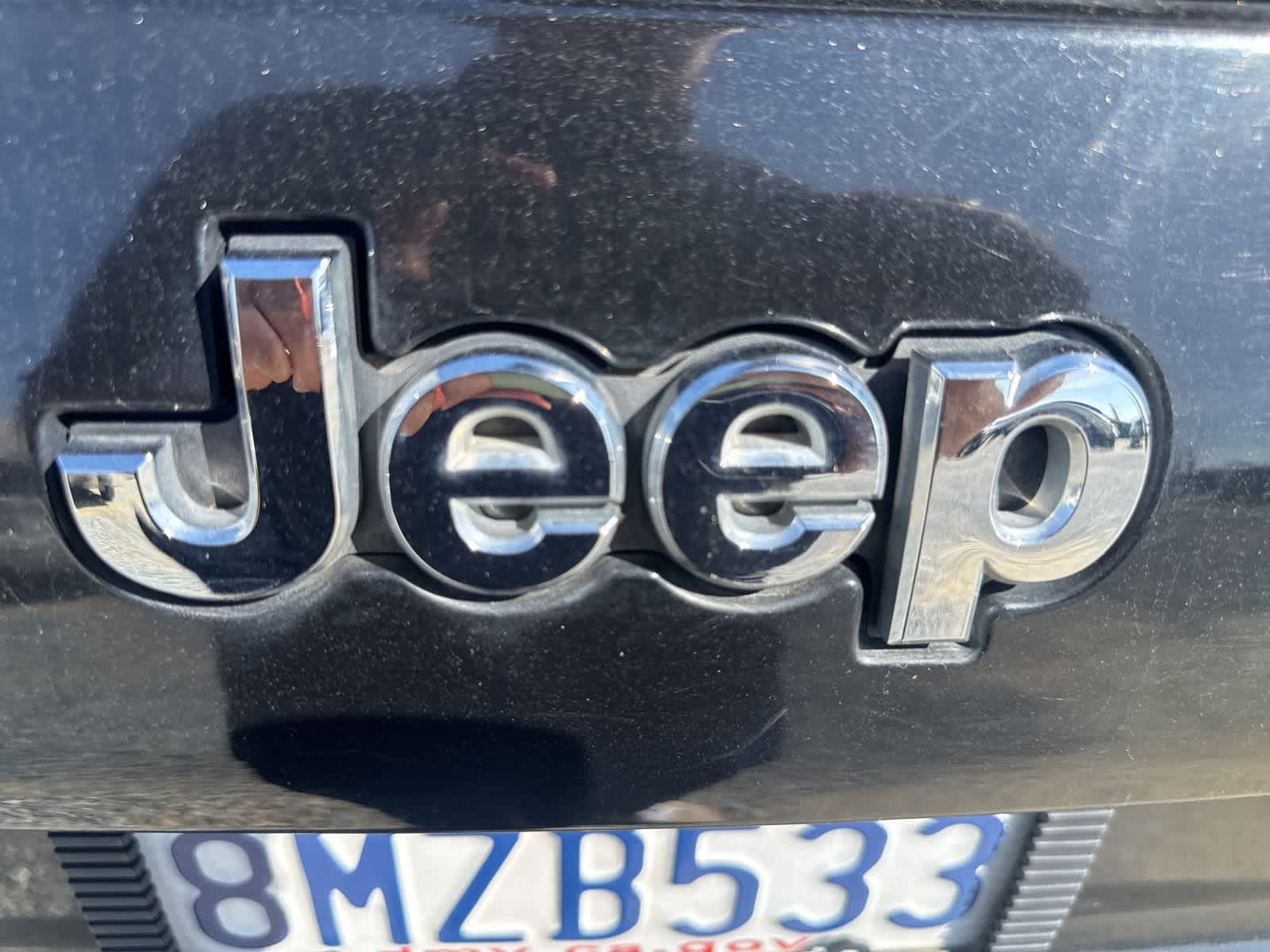 Thumbnail: 2019 Jeep Cherokee - 11
