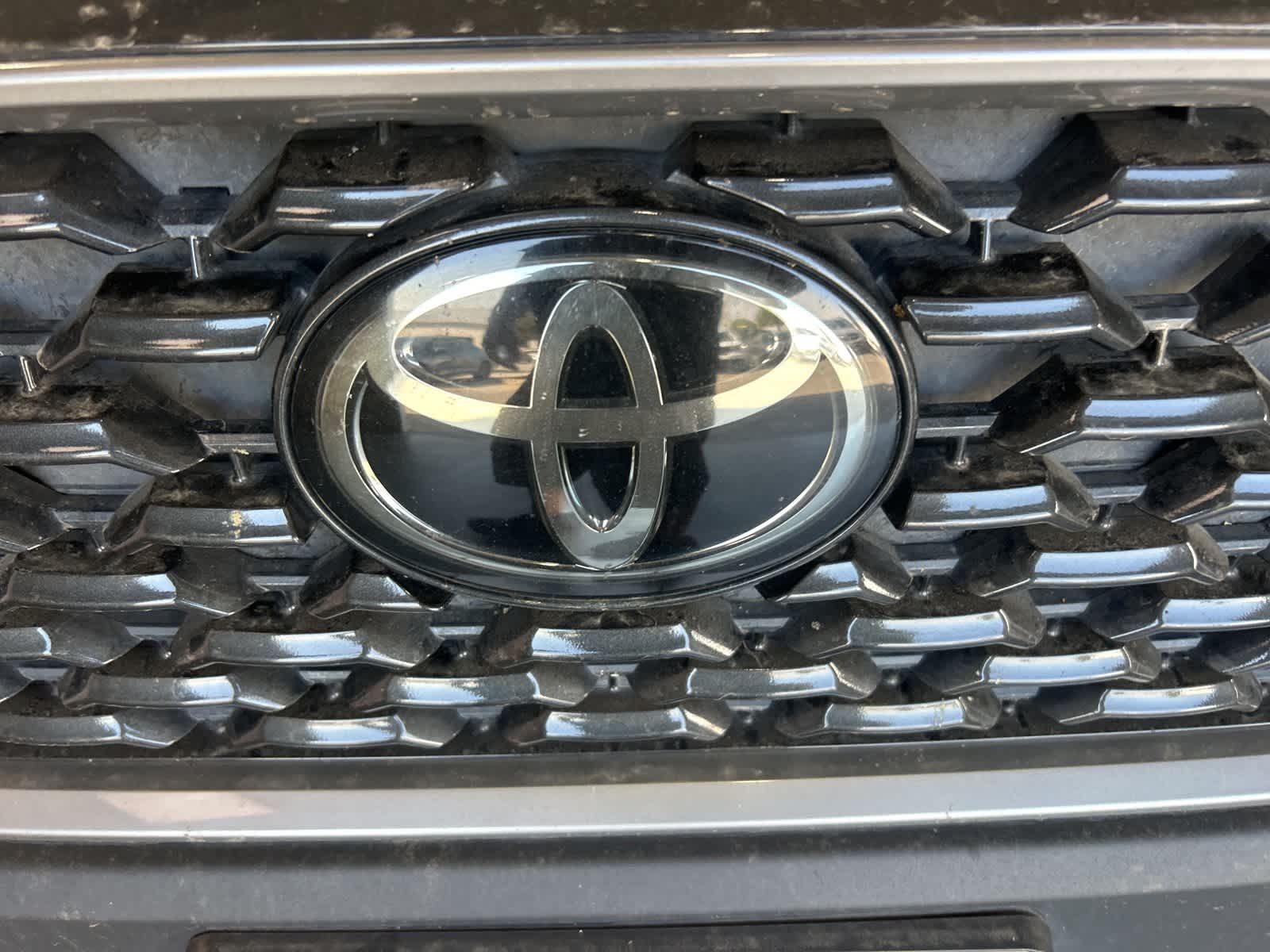 Thumbnail: 2022 Toyota Corolla Cross - 3