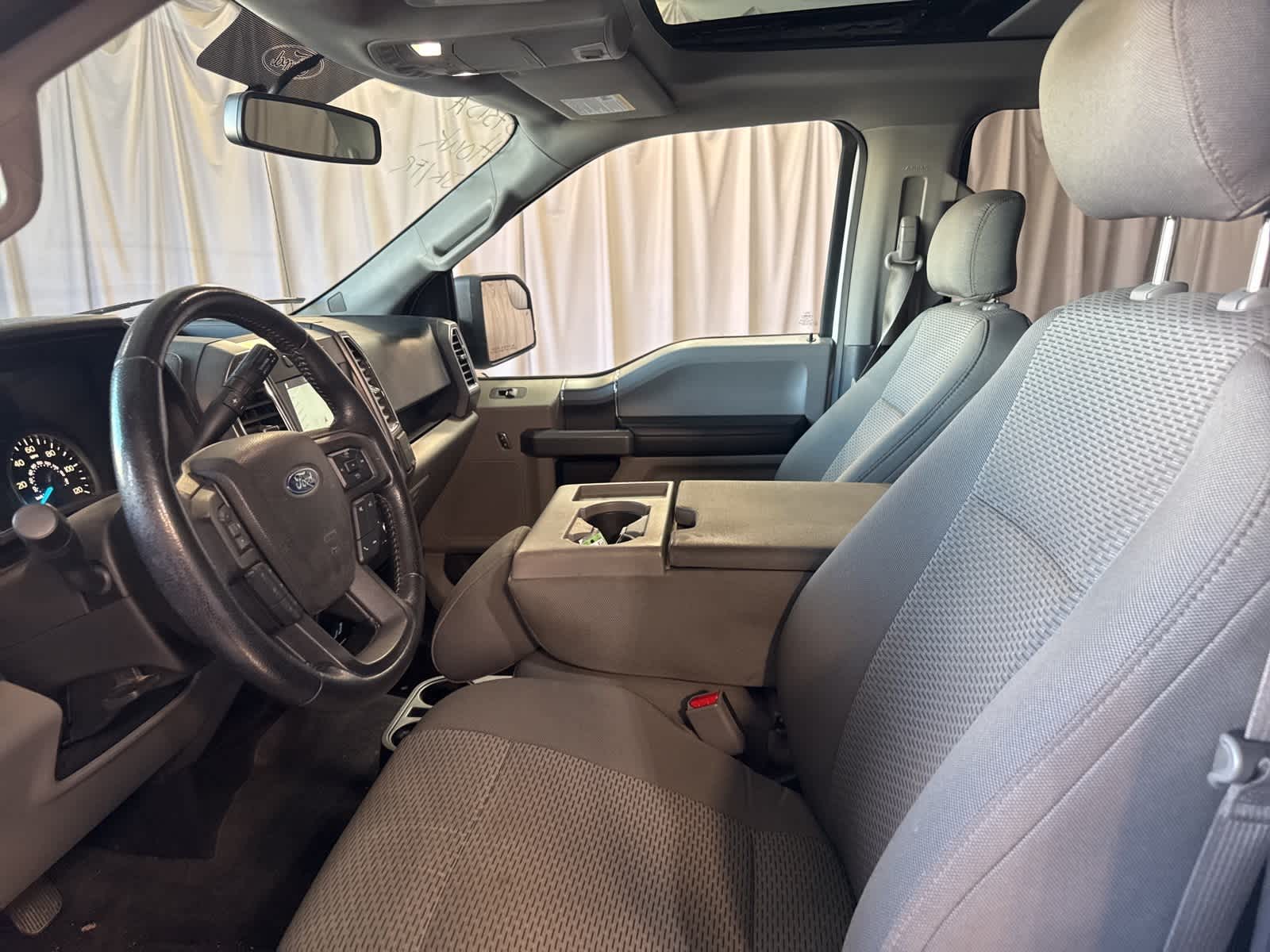 Thumbnail: 2016 Ford F-150 - 17