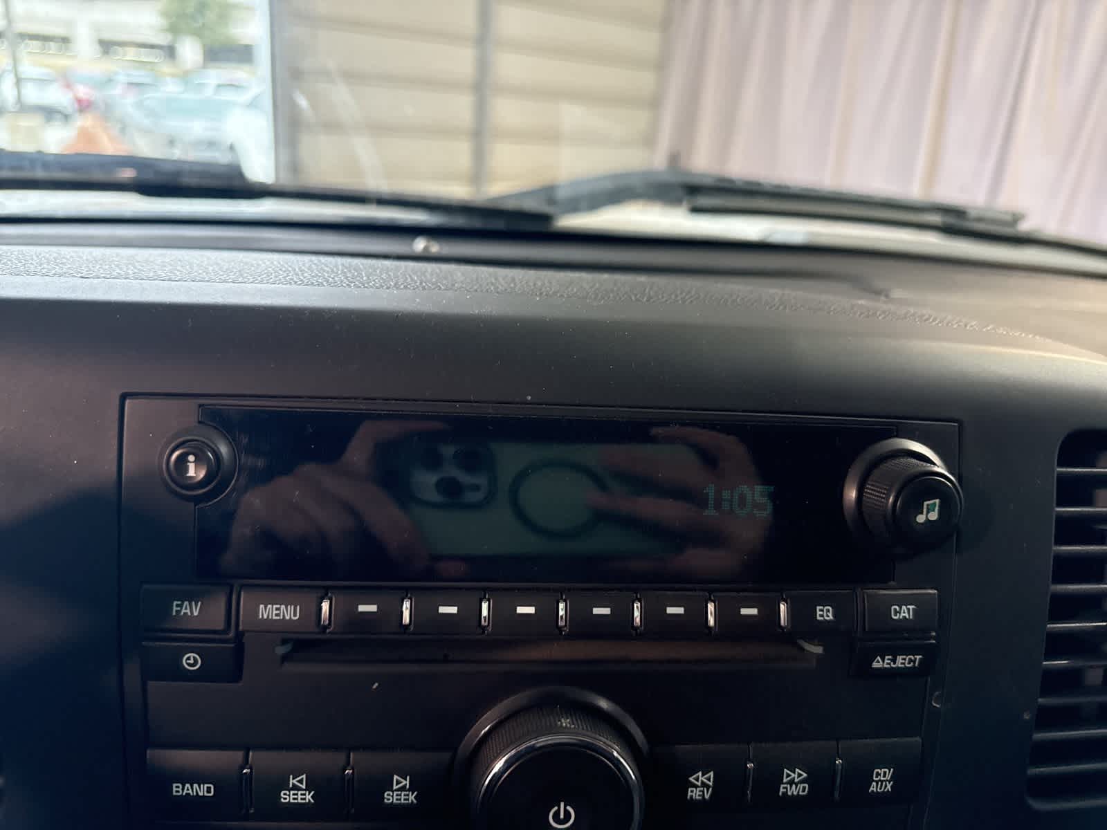 Thumbnail: 2013 Chevrolet Silverado 1500 - 20