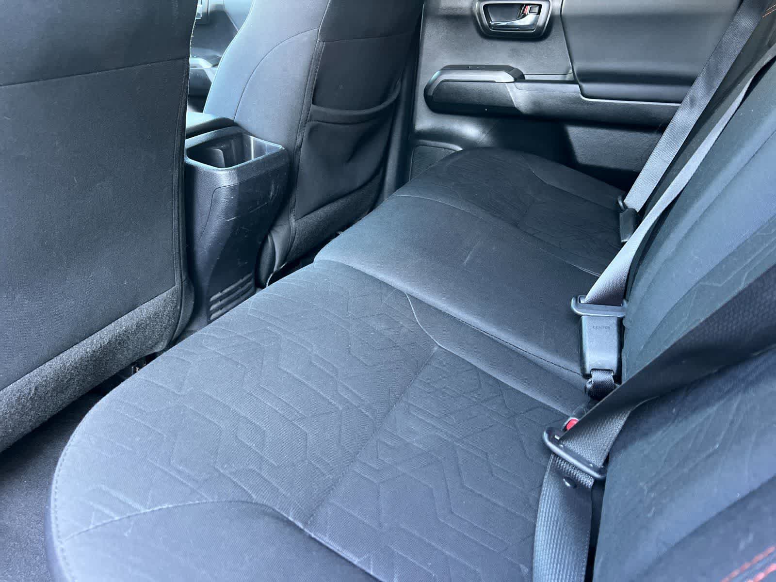 2017 Toyota Tacoma TRD Off Road V6 photo 4