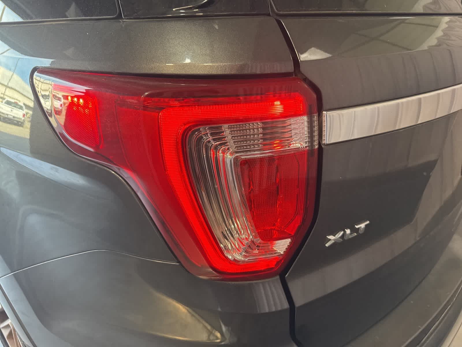 Thumbnail: 2017 Ford Explorer - 10