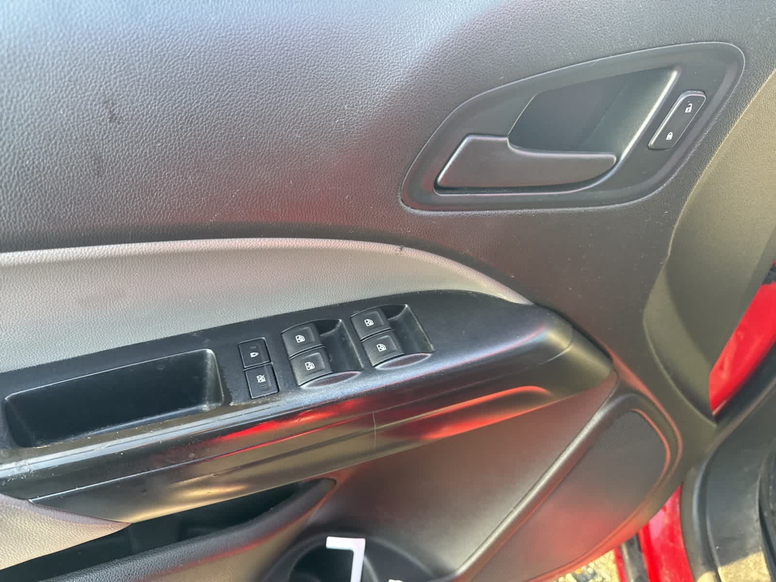 Thumbnail: 2016 GMC Canyon - 17