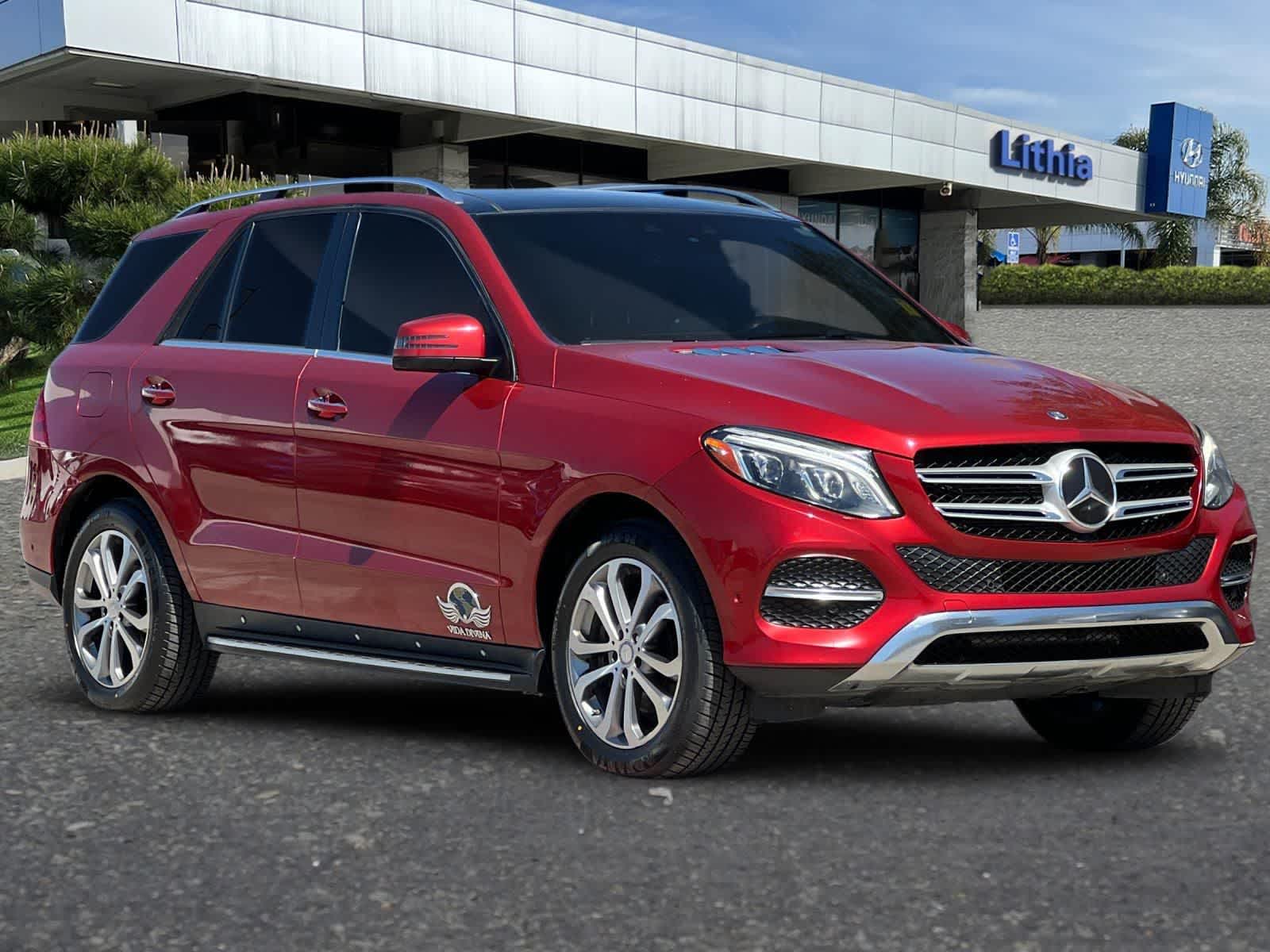 Thumbnail: 2016 Mercedes-Benz GLE - 9