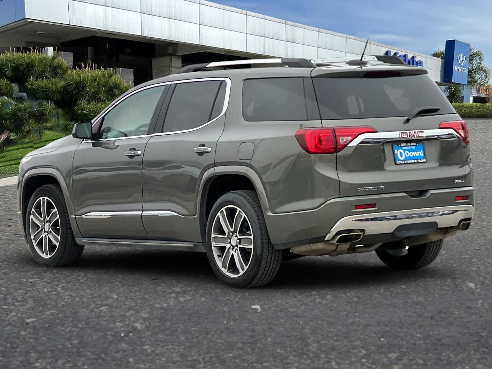 Thumbnail: 2017 GMC Acadia - 6