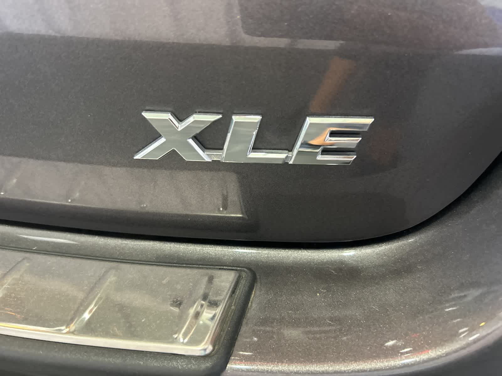 Thumbnail: 2019 Toyota Highlander - 12