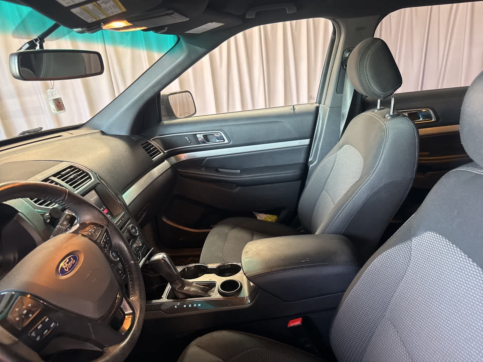 Thumbnail: 2017 Ford Explorer - 19