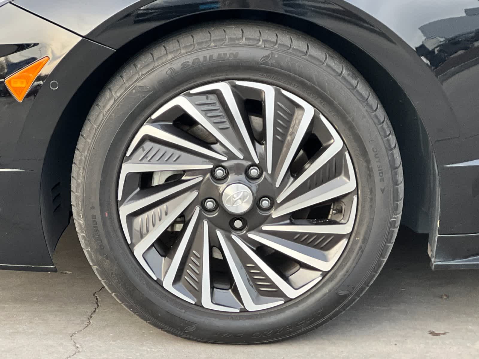 Thumbnail: 2023 Hyundai Sonata - 26