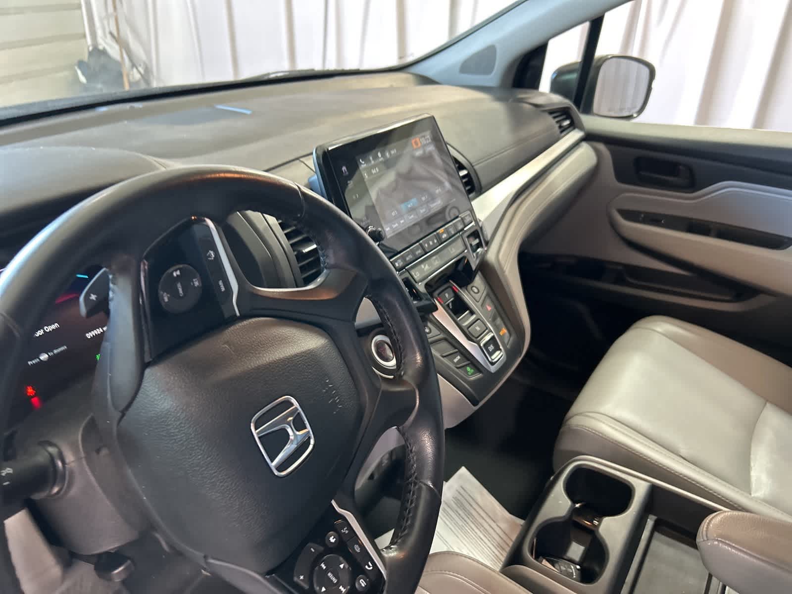 Thumbnail: 2019 Honda Odyssey - 24