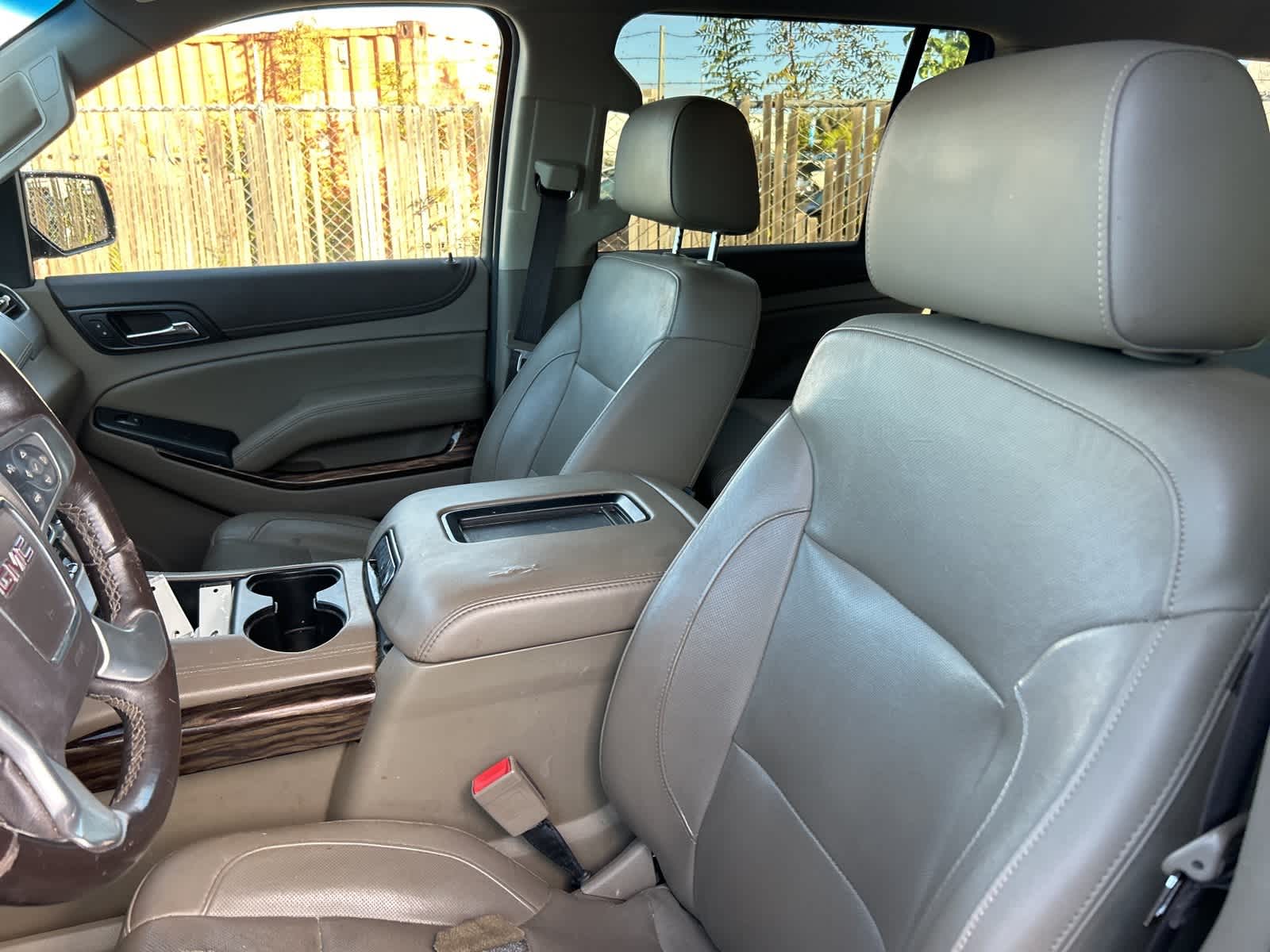 Thumbnail: 2018 GMC Yukon XL - 26