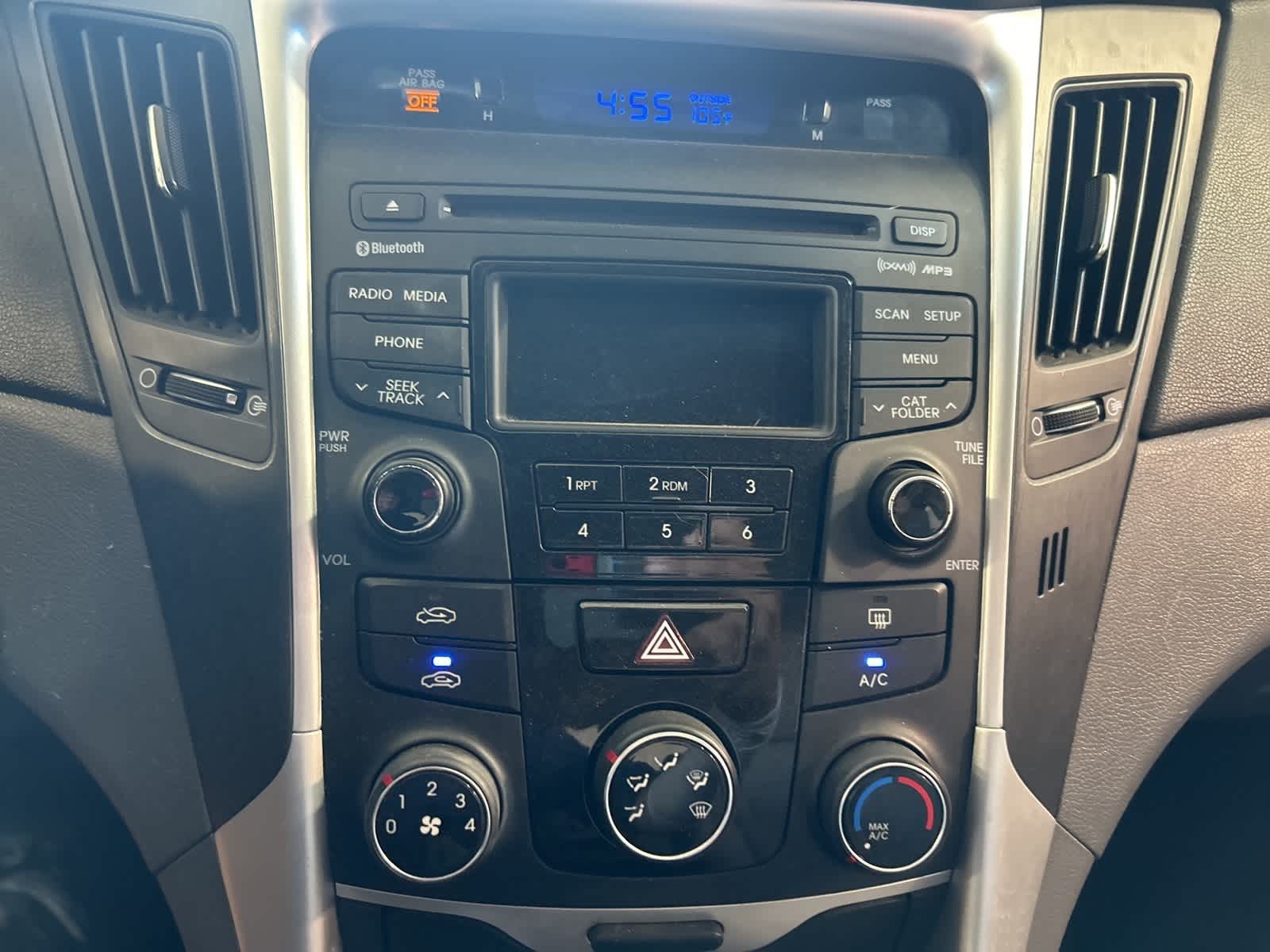 Thumbnail: 2014 Hyundai Sonata - 24