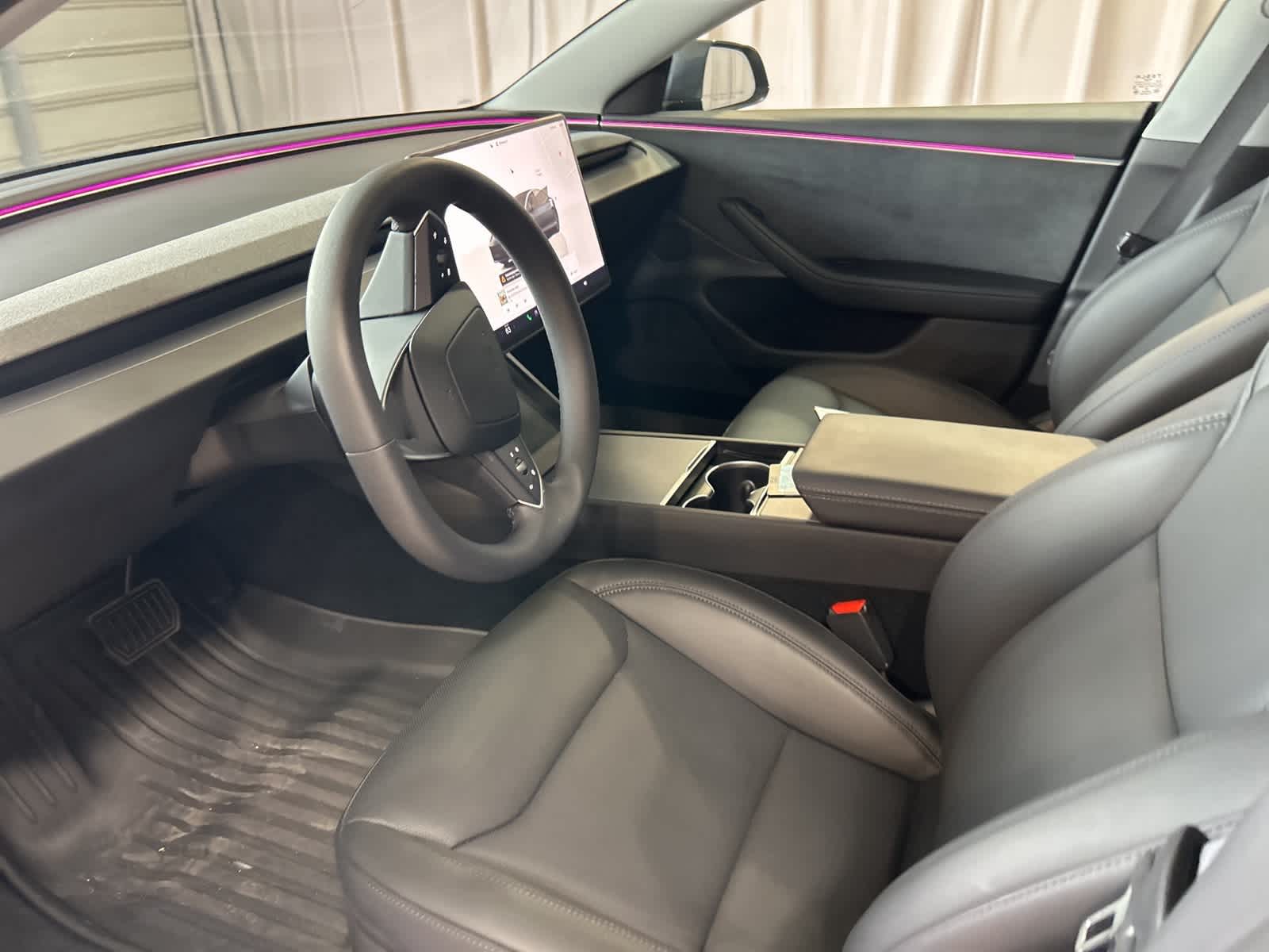 Thumbnail: 2025 Tesla Model 3 - 24